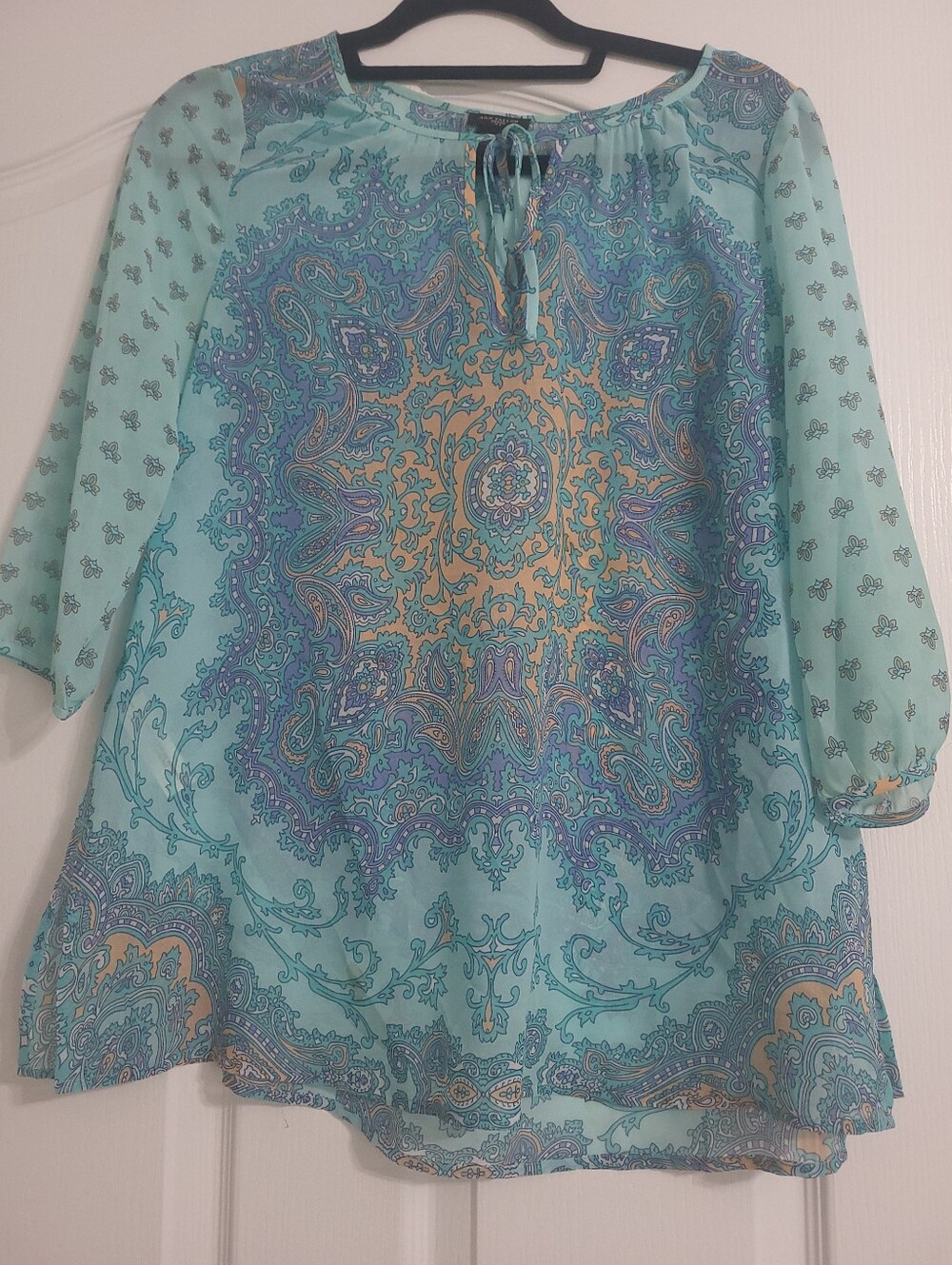 Beautiful Flowy Summer Top